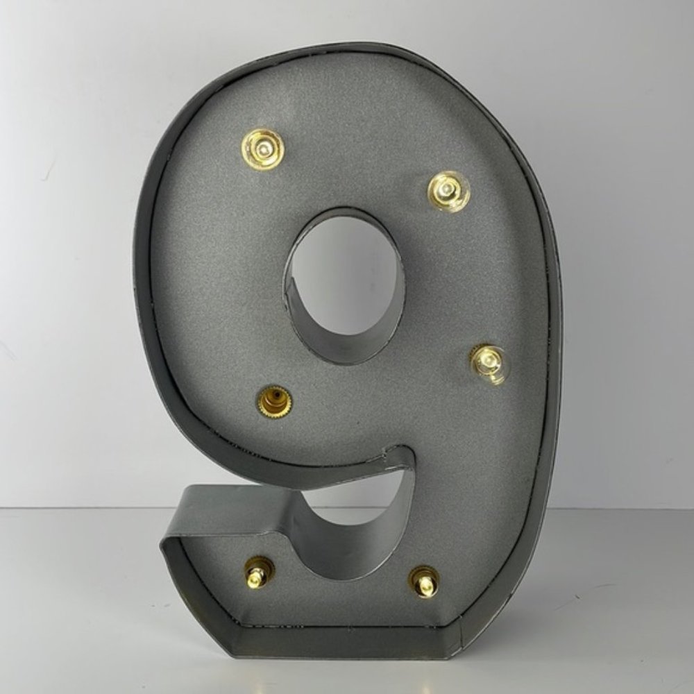 METAL Number 9 Lights Up!